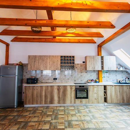 Casa Diana Rasnov Villa Ngoại thất bức ảnh