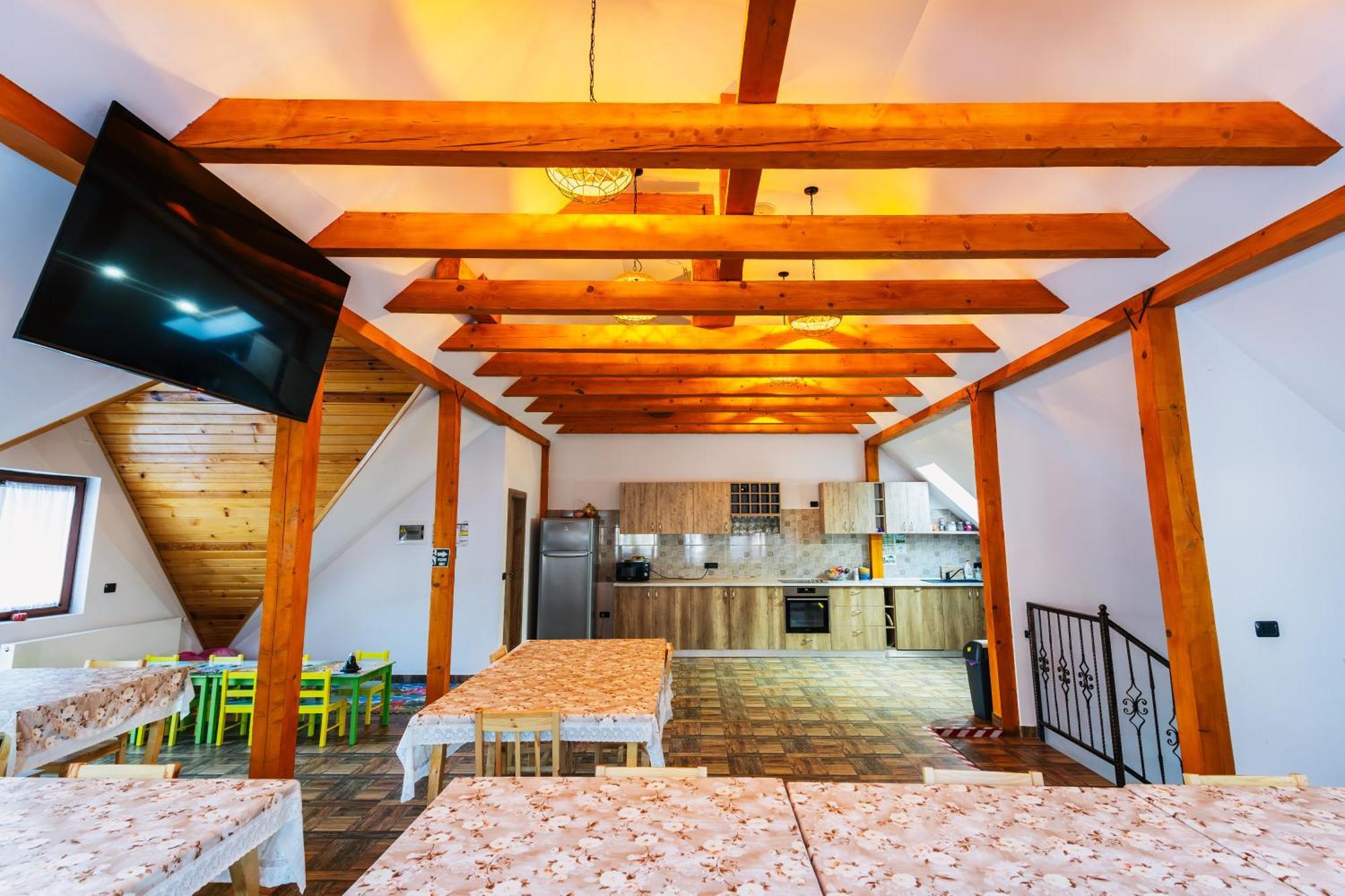Casa Diana Rasnov Villa Ngoại thất bức ảnh