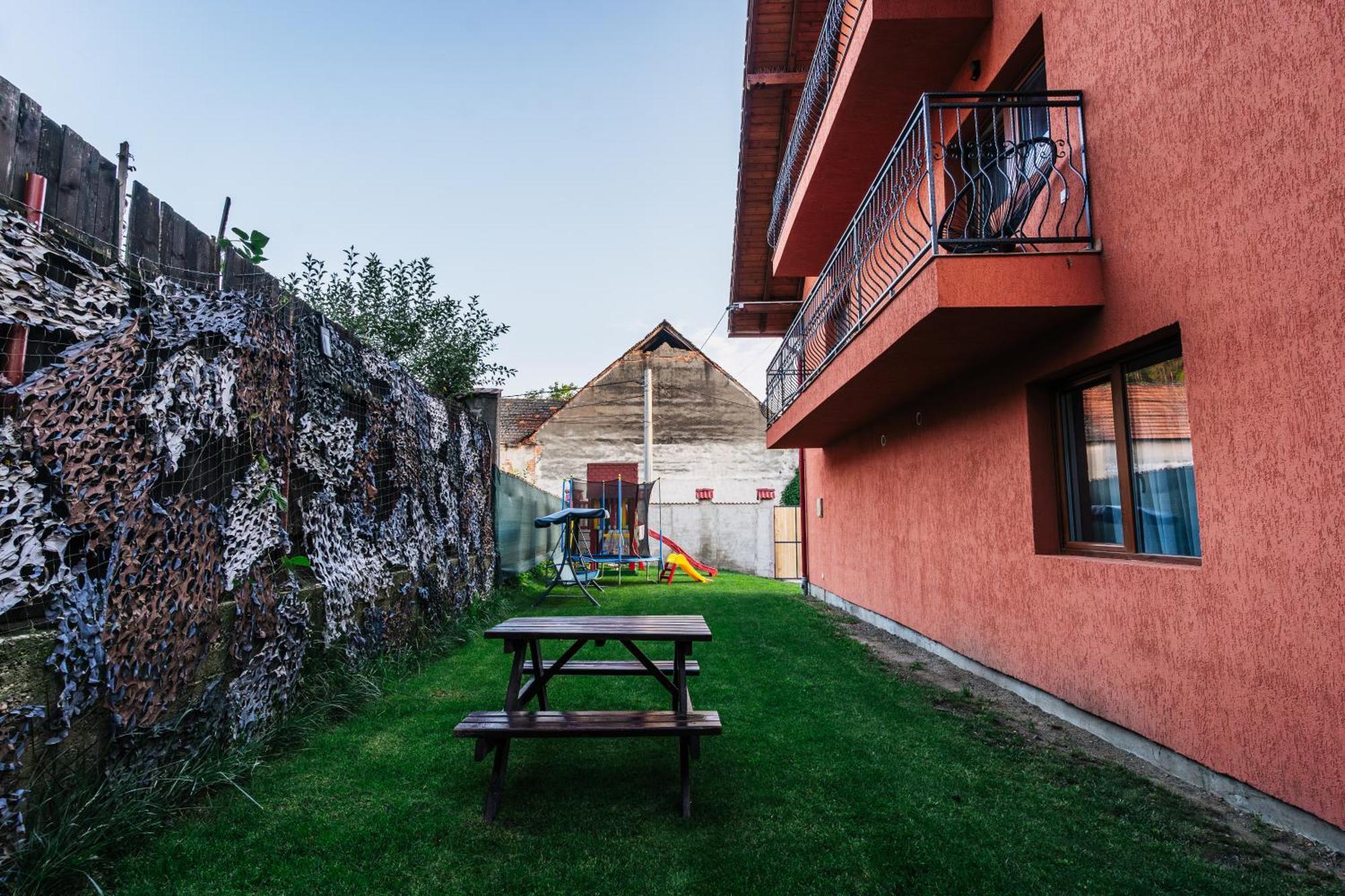 Casa Diana Rasnov Villa Ngoại thất bức ảnh