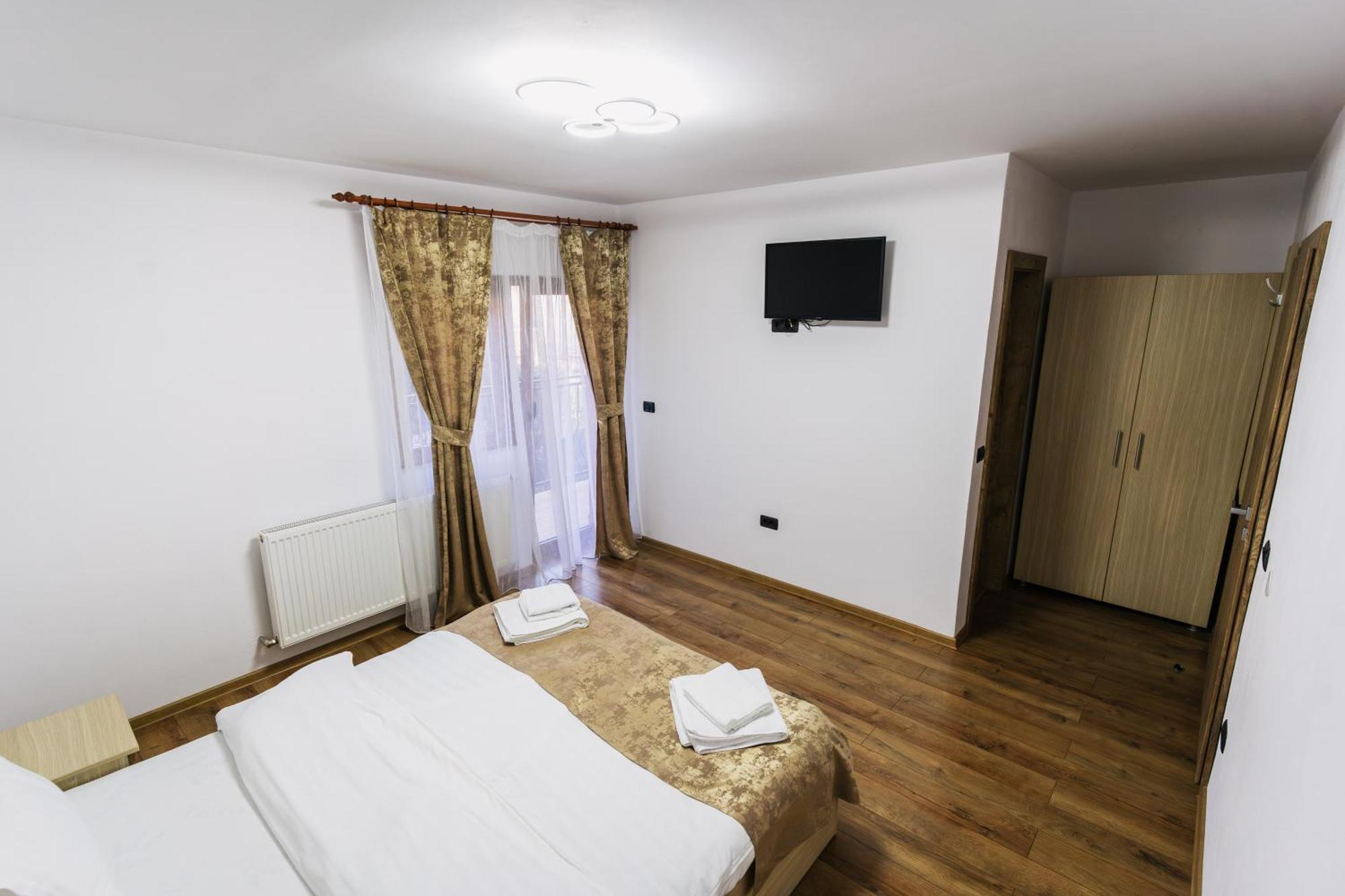 Casa Diana Rasnov Villa Ngoại thất bức ảnh