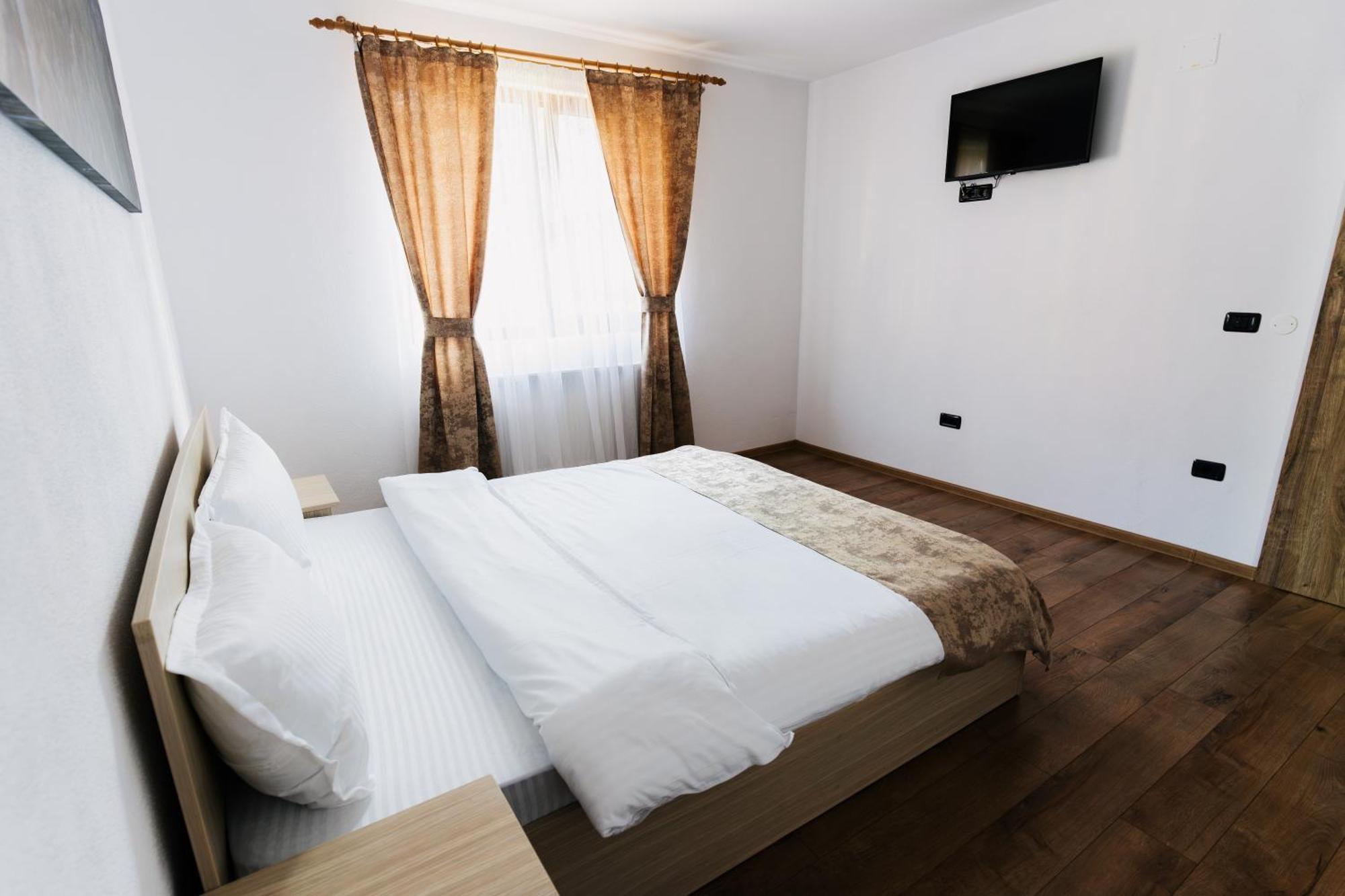 Casa Diana Rasnov Villa Ngoại thất bức ảnh
